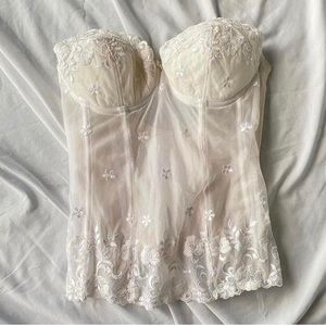 Vintage floral embroidered corset